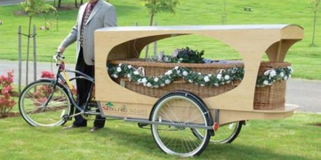 Dünyadaki en ilginç cenaze arabaları - FOTO