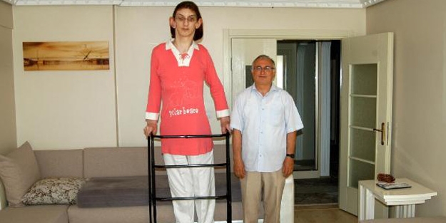 Dünyanın 18 yaş altı en uzun boylusu Türkiye'den