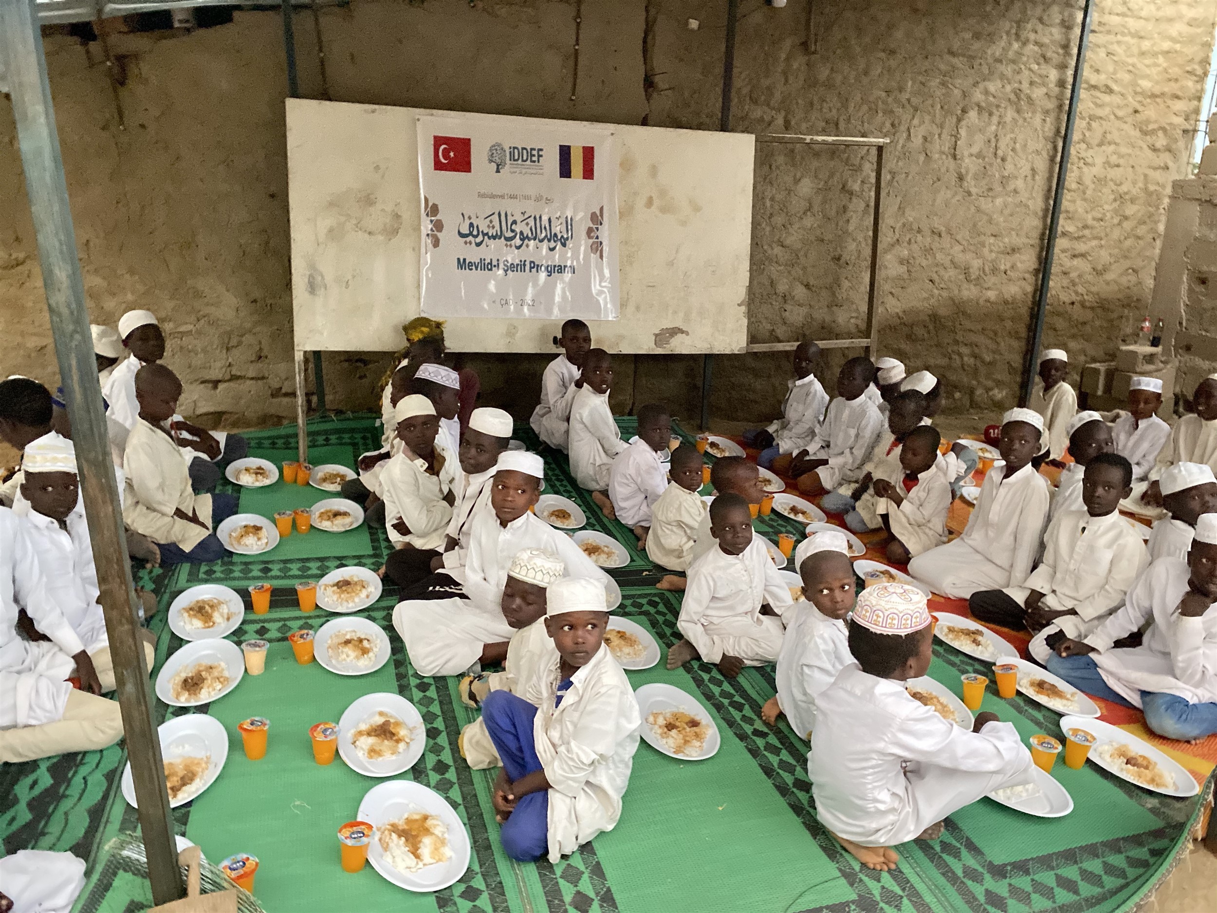 Dünyanın Dört Bir Yanında Mevlid Kandili Kutlandı