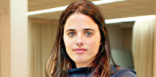 Dünyanın en aşağılık kadını!