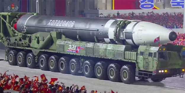 Dünyanın en büyüğü görücüye çıktı: Saniyede bir buçuk milyon insanı öldürebilir