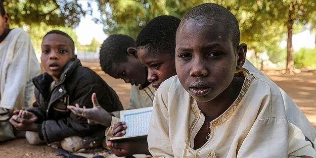 Dünyanın en büyük çocuk yerinden edilme vakası Sudan'da!