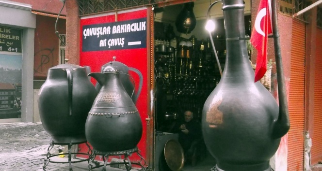 Dünyanın en büyük demliği