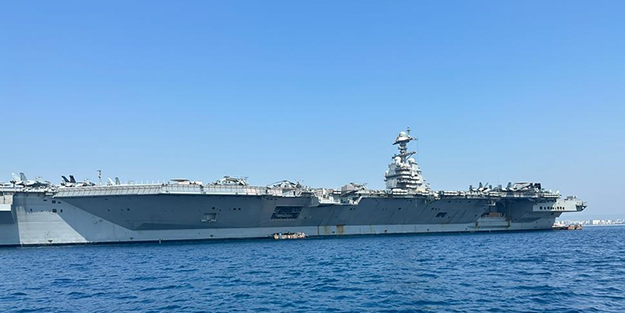 Dünyanın en büyük uçak gemisi Antalya'da