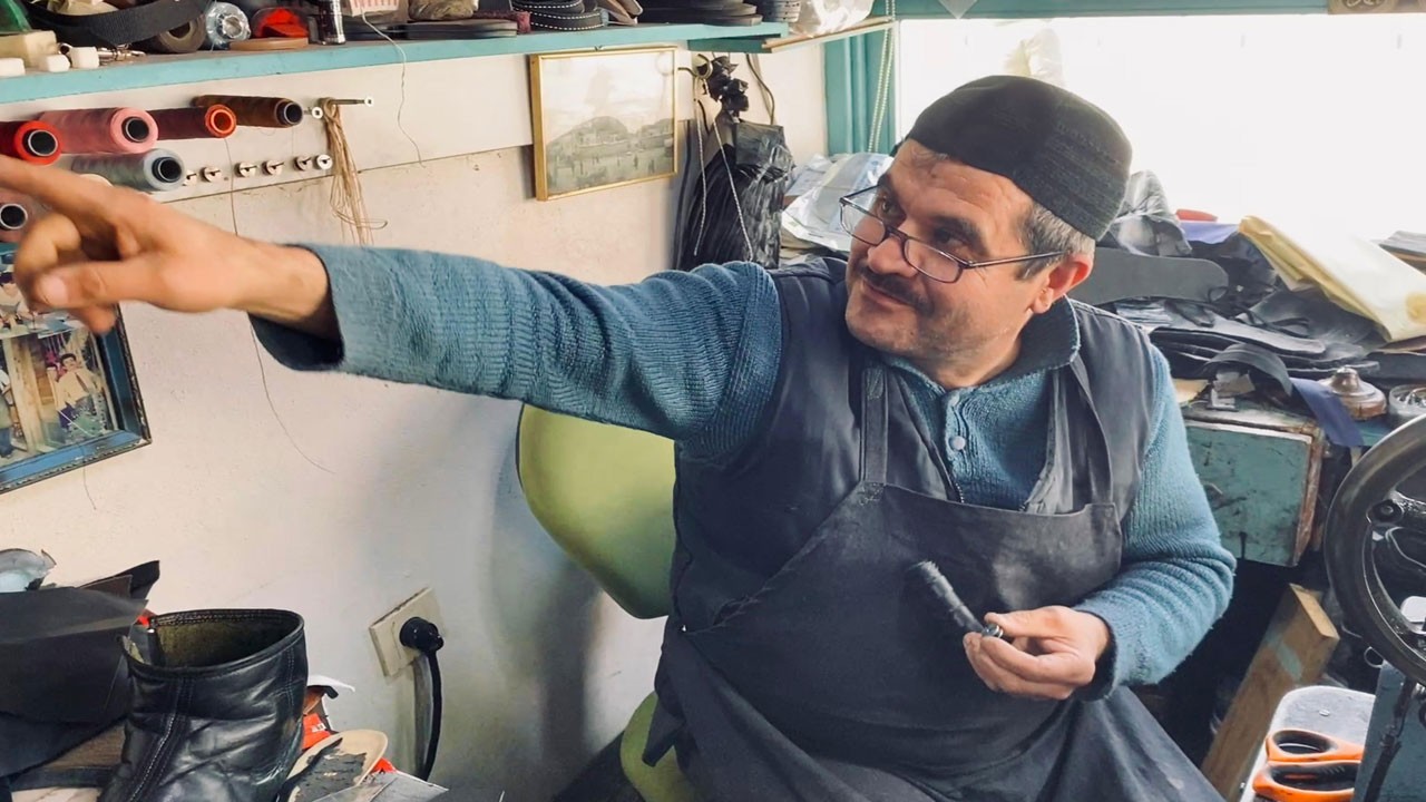 Dünyanın en dar ticaret sokağında 45 yıllık ustalık