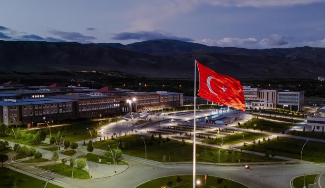 Dünyanın en etkili bilim insanları listesinde Erzincan'dan 4 akademisyen!