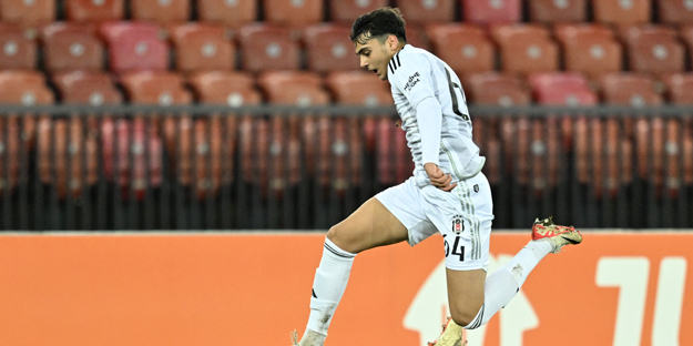 Dünyanın en güçlü futbol ülkeleri belli oldu! Türkiye'nin yerinde büyük heyecan: Herkesi şaşırtacak gelişme....