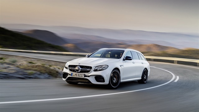 Dünyanın en hızlı aile otomobili