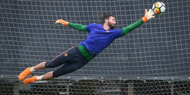 Dünyanın en iyi 10 kalecisi