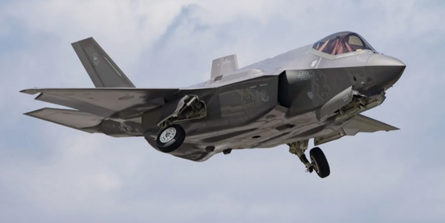 Dünyanın en iyi savaş uçağı F-35'e yeni müşteri! F-35'ler için 161 milyon sterlinlik sözleşme! Resmen imzalar atıldı