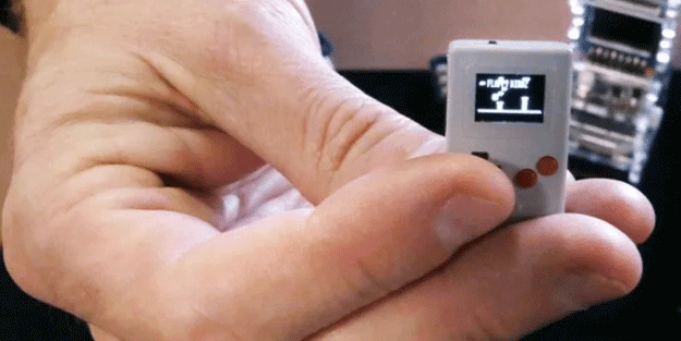 Dünyanın en küçük oyun konsolunu tanıtıldı