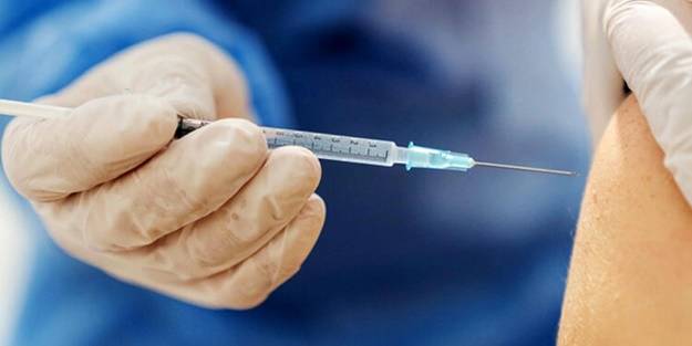 Dünyanın en küçük ve en eski muhafız birliğinde aşı krizi