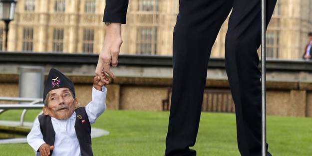 Dünya'nın en uzunu ile en kısası aynı karede