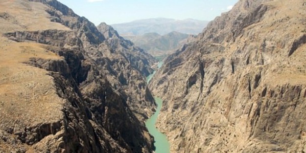 Dünyanın en yüksek asma köprüsü Türkiye'de olacak