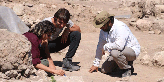 Dünyanın gözü bir anda Sivas'a döndü! Kazı ekibini heyecanlandıran gelişme