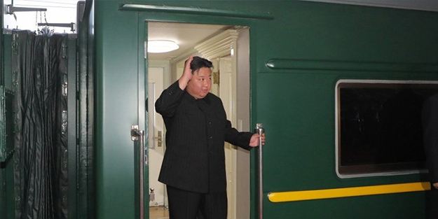 Dünyanın gözü bu görüşmede! Kim Jong Un o ülkeye gitti