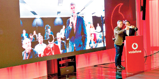 Dünyanın ilk 5G araması