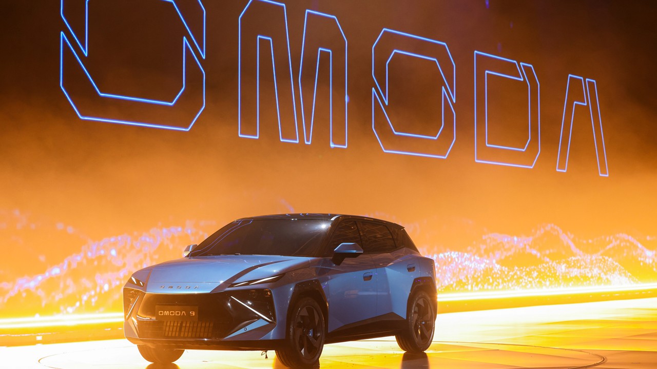 Dünyaya C3'le format atılıyor: Meka çağı başlasın! Düğmeye bastılar, otomobil değil evrim geldi