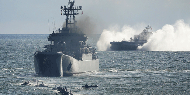 Dünyaya duyurdular: Çin 37 savaş uçağı ve 8 savaş gemisi...