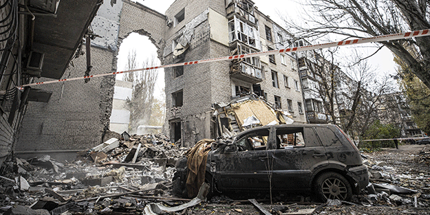 Dünyaya duyurdular! Rusya füze ile vurdu