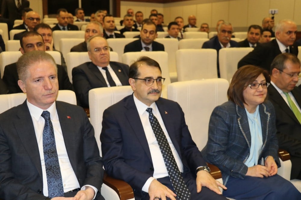 Dünyayı 3.5 kez tur atacak kadar doğalgaz şebekesi döşendi 