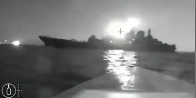 Dünyayı ayağa kaldıran açıklama! "Rus savaş gemisini vuduk"