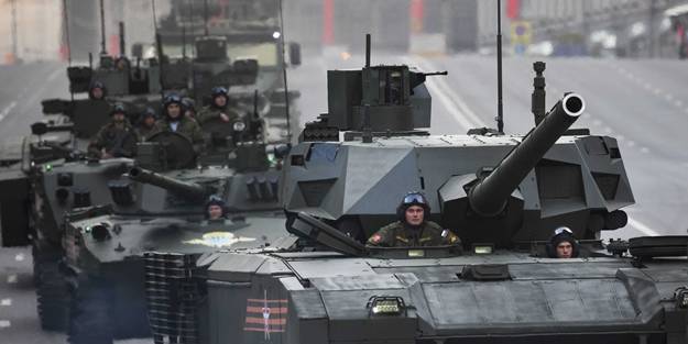 Dünyayı ayağa kaldıran iddia: Rusya her an işgal edebilir