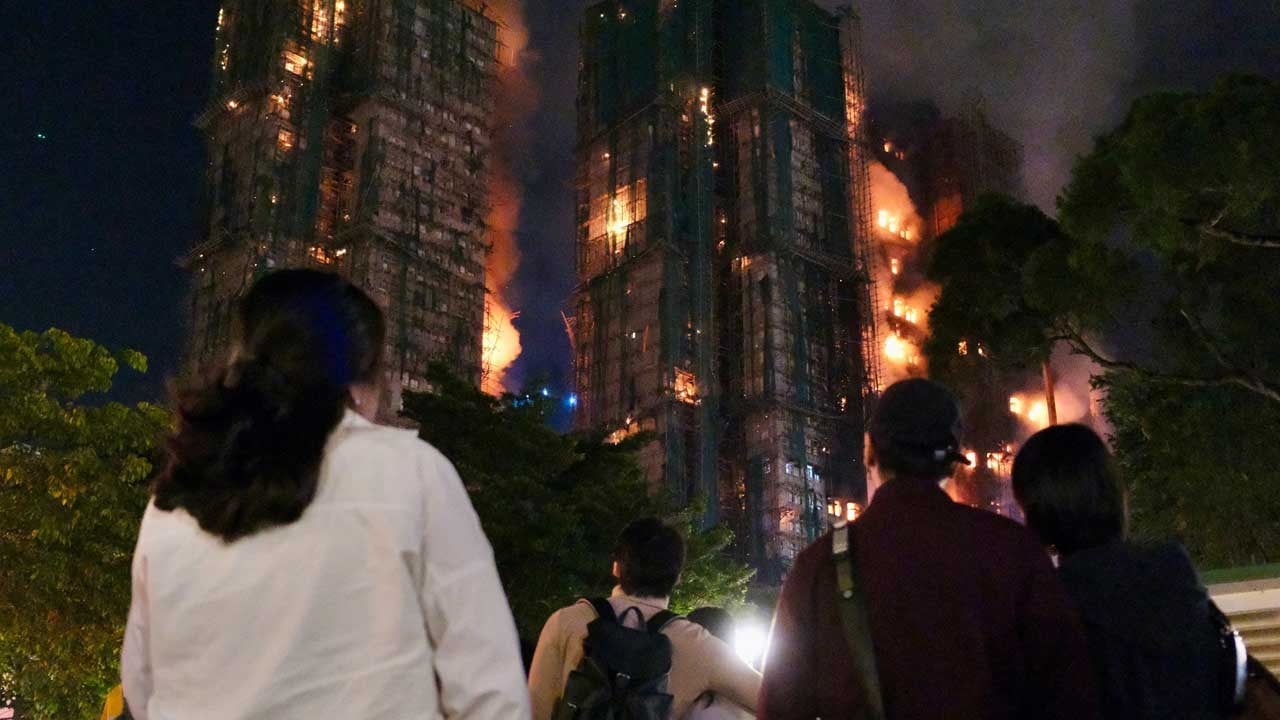 Dünyayı sarsan büyük facia: Hong Kong’daki yangında 36 ölü 279 kayıp