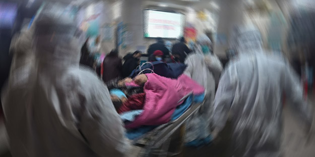 Dünyayı sarsan koronavirüs nedeniyle komşuda ilk ölüm vakası