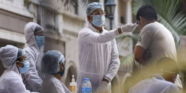 Durdurulamıyor! Omicron bir ülkeye daha sıçradı