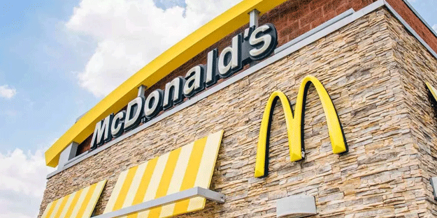 Durmak yok boykota devam! McDonald's'ın satışları çakıldı