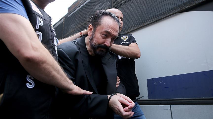 Duruşma 16 Kasım'a ertelendi! Adnan Oktar organize suç örgütü davasında mütalaa yine çıkmadı