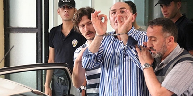 Duruşmada birbirine girdiler