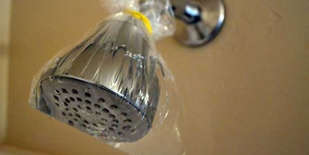 Duş başlığını temizlemenin pratik yolu