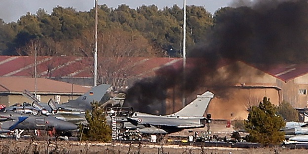 Düşen askeri uçakta ölü sayısı yükseldi