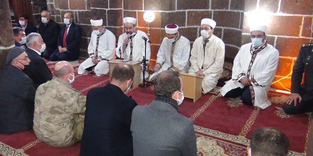 Düşen helikopterde şehit olan askerler için Ayasofya Camii'nde Mevlid-i Şerif okutuldu