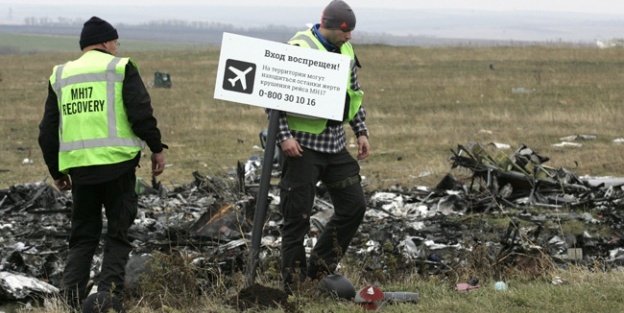 Düşen Hollanda uçağı gizemini koruyor