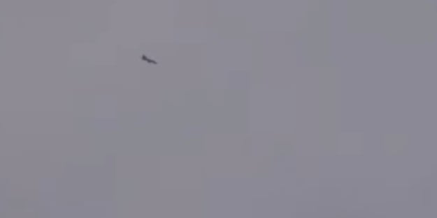 Düşen uçağı arayan zırhlı araç takla attı!