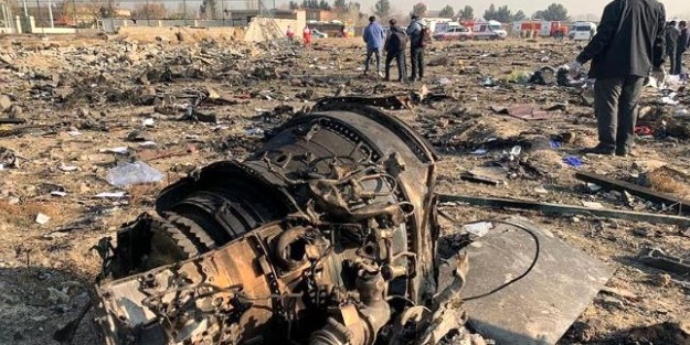 Düşen uçakla ilgili İran'dan kafa karıştıran karar!