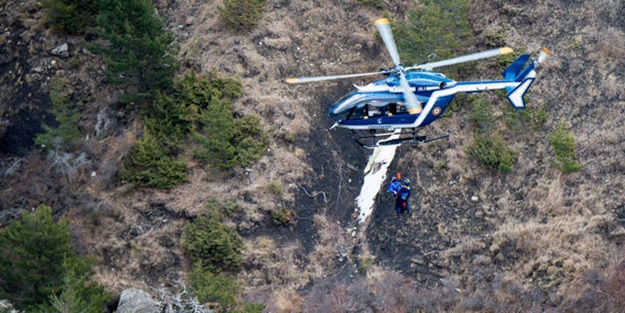 Düşen uçakta 40 öğrencinin ölüm kurası!