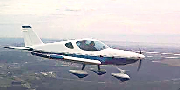 Düşen uçaktaki 3 kişi sağ olarak kurtarıldı