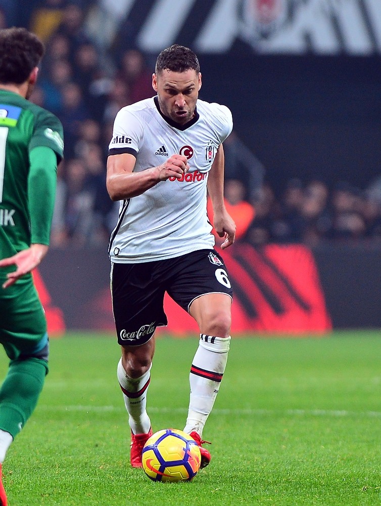 Dusko Tosic Antalyaspor’a yakın 