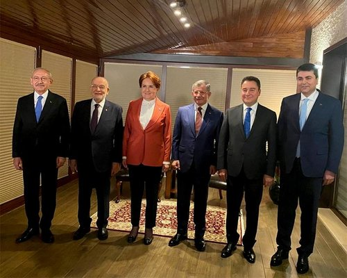 Dut yemiş bülbüle döndüler! Muhalefet, o gelişme karşısında adeta dilini yuttu