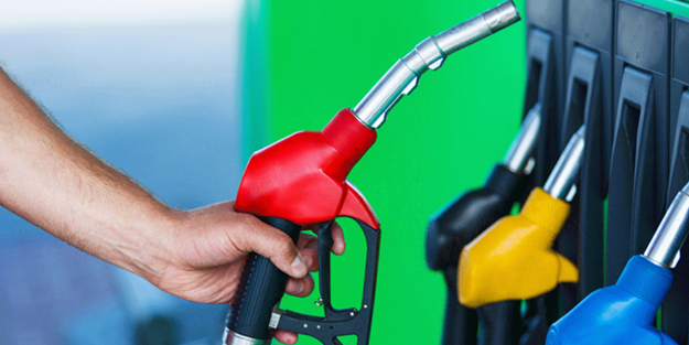 Duyanlar duymayanlara haber etsin! Akaryakıta çok büyük indirim geliyor, istasyonlar dolup taşacak