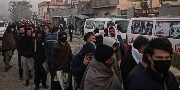 Duyanlar hemen koştu! Taliban'dan flaş karar