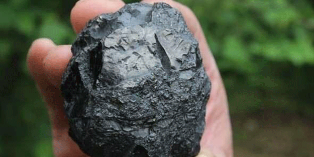 Duyanlar inanamadı... Bir kadının üzerine meteor düştü!