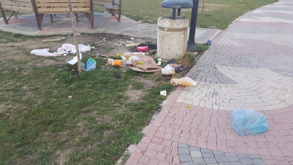 Duyarsız vatandaşlar hem belediyeyi hem vatandaşları bıktırdı 