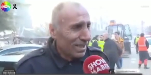 Duygulandıran anlar! Cebinde bisküvi ile bekleyen baba enkazdan çıkarılan oğluna böyle kavuştu