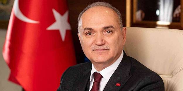 Faruk Özlü koronavirüse yakalandı