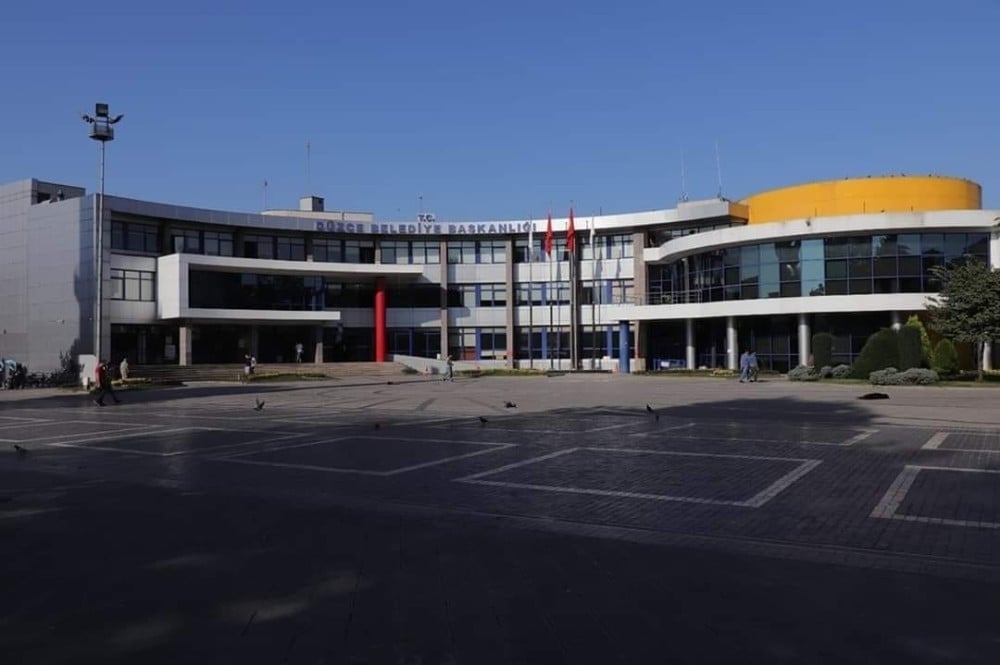Düzce Belediyesi esnafa olan borcunu ödemeye başladı 
